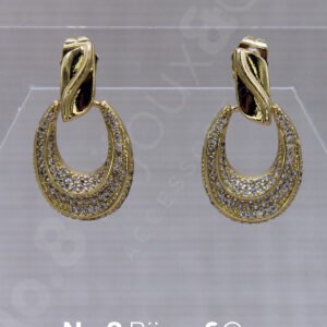 Xuping 14K Altın Rengi Kaplama Hilal Form Oval Taşlı Zarif Işıltılı Modern Küpe - Görsel 2